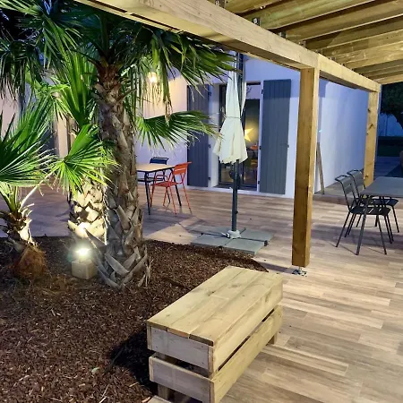Maison 8 Personnes, Piscine Chauffee, Proche *