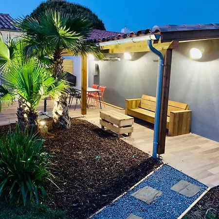 Maison 8 Personnes, Piscine Chauffee, Proche *