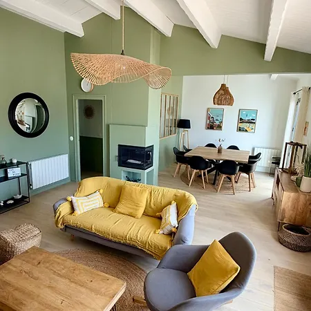 Maison 8 Personnes, Piscine Chauffée, Proche *