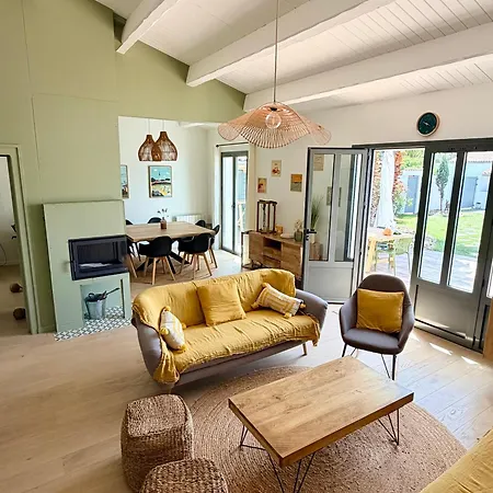 Maison 8 Personnes, Piscine Chauffée, Proche Сasa de vacaciones *
