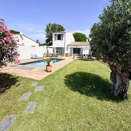 Maison 8 Personnes, Piscine Chauffée, Proche Сasa de vacaciones